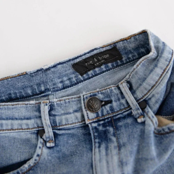 Rag & Bone Light Wash Skinny Jeans - Picture 11 of 12